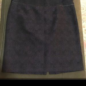 Ann Taylor Embroidered Skirt Size 10 Purple Black